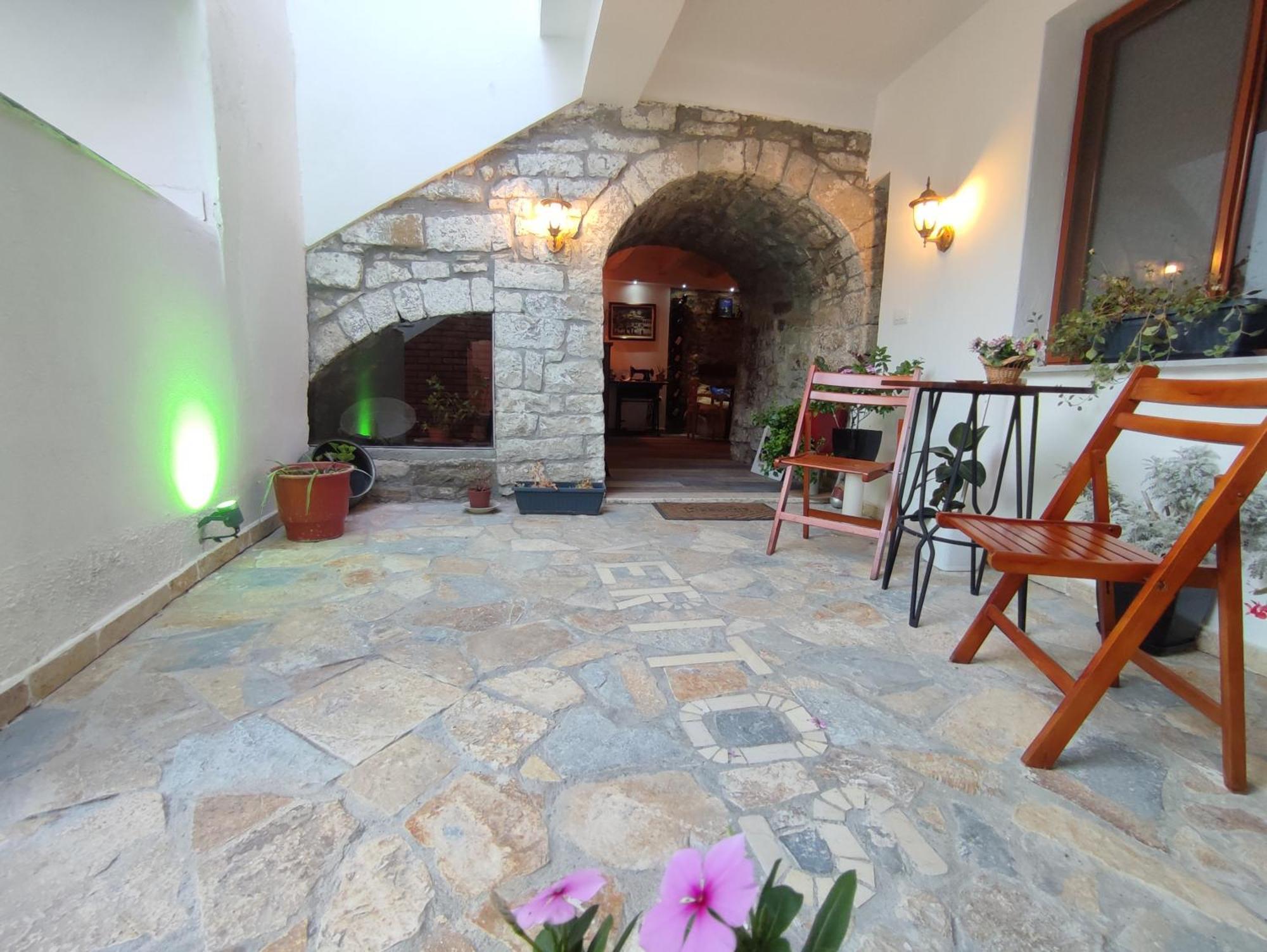 Bujtina Veritos Berat Exterior foto